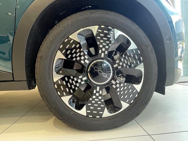 ６００ハイブリッド ラ　プリマ　ディーラー試乗使用車　認定中古車　新車保証継承　純正ナビゲーション　Ａｐｐｌｅ　Ｃａｒｐｌａｙ／Ａｎｄｒｏｉｄ　Ａｕｔｏ対応　アダプティブクルーズコントロール　シートヒーター（15枚目）