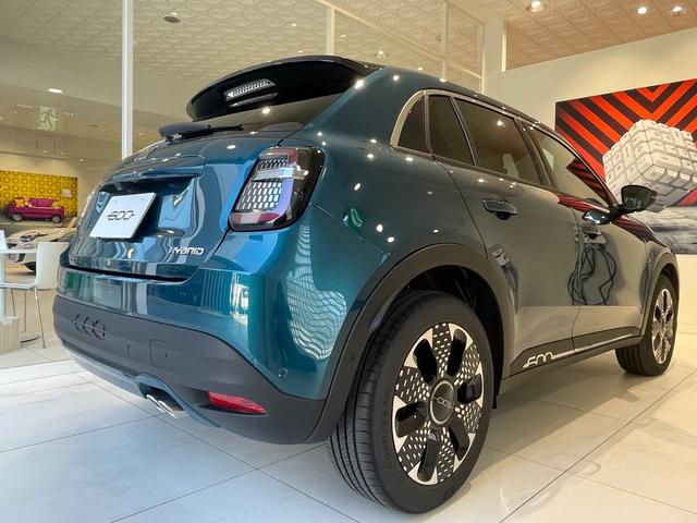 ６００ハイブリッド ラ　プリマ　ディーラー試乗使用車　認定中古車　新車保証継承　純正ナビゲーション　Ａｐｐｌｅ　Ｃａｒｐｌａｙ／Ａｎｄｒｏｉｄ　Ａｕｔｏ対応　アダプティブクルーズコントロール　シートヒーター（17枚目）