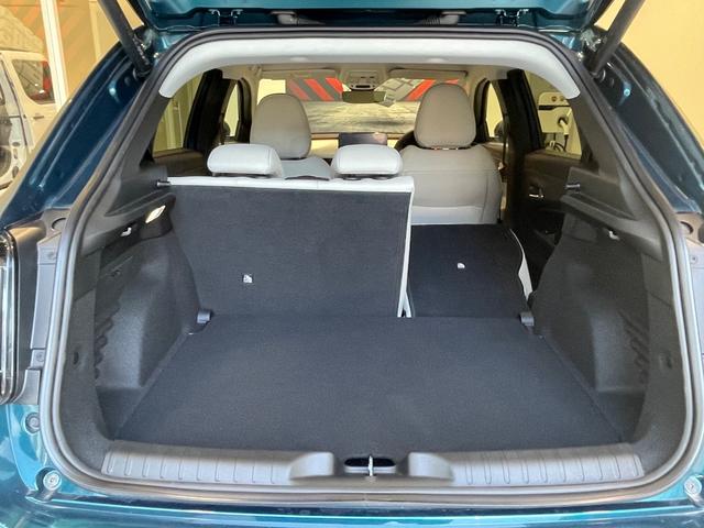 ６００ハイブリッド ラ　プリマ　ディーラー試乗使用車　認定中古車　新車保証継承　純正ナビゲーション　Ａｐｐｌｅ　Ｃａｒｐｌａｙ／Ａｎｄｒｏｉｄ　Ａｕｔｏ対応　アダプティブクルーズコントロール　シートヒーター（27枚目）