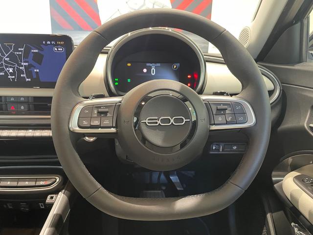 ６００ハイブリッド ラ　プリマ　ディーラー試乗使用車　認定中古車　新車保証継承　純正ナビゲーション　Ａｐｐｌｅ　Ｃａｒｐｌａｙ／Ａｎｄｒｏｉｄ　Ａｕｔｏ対応　アダプティブクルーズコントロール　シートヒーター（44枚目）