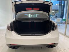 ���ֱ󤤡ס�˻�����פʤɤ�ŹƬ��Ź�ˤ��¼ֳ�ǧ���񤷤���������饤��Ǽ¼ֳ�ǧ��Ǥ��ޤ�����Ź�����åդ����ä��ʤ��顢�����Ǽ¼֤α���������ޤ��Τǡ��̿��ǤϤ狼��ˤ�����ξ�ξ��֤��ǧ�Ǥ��ޤ��� 5