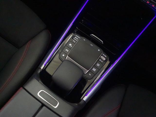 ＧＬＢ ＧＬＢ２００　ｄ　ＡＭＧライン　ナビゲーションパッケージ　３列シート　Ｂｌｕｅｔｏｏｔｈ接続　ＥＴＣ　ＬＥＤヘッドライト　ＴＶ　アイドリングストップ　クルーズコントロール　コネクテッド機能　サイドカメラ　シートヒーター（12枚目）