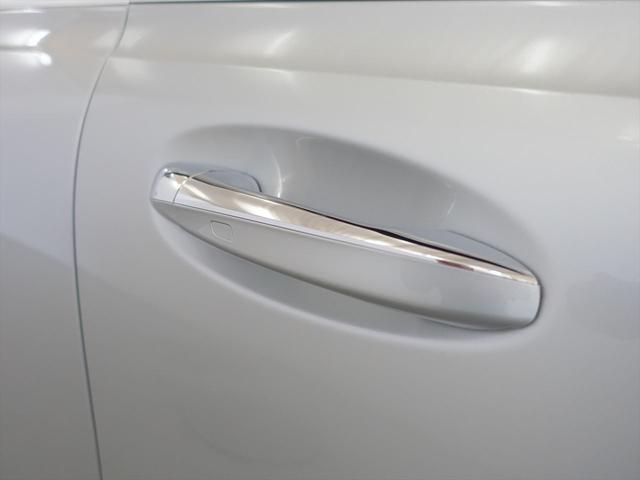 ＧＬＢ ＧＬＢ２００　ｄ　ＡＭＧライン　ナビゲーションパッケージ　３列シート　Ｂｌｕｅｔｏｏｔｈ接続　ＥＴＣ　ＬＥＤヘッドライト　ＴＶ　アイドリングストップ　クルーズコントロール　コネクテッド機能　サイドカメラ　シートヒーター（25枚目）