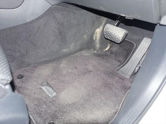 ＧＬＣ ＧＬＣ２２０　ｄ　４ＭＡＴＩＣ　スポーツラインエディション　Ｂｌｕｅｔｏｏｔｈ接続　ＥＴＣ　ＬＥＤヘッドライト　ＴＶ　アイドリングストップ　クルーズコントロール　コネクテッド機能　サイドカメラ　シートヒーター　トランクスルー　ナビ　バックモニター　パワーシート（25枚目）