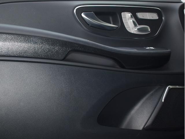 Ｖクラス Ｖ２２０　ｄ　エクスクルーシブ　ロング　プラチナスイート　Ｂｌｕｅｔｏｏｔｈ接続　ＥＴＣ　ＬＥＤヘッドライト　ＴＶ　アイドリングストップ　クルーズコントロール　コネクテッド機能　サイドカメラ　サンルーフ・ガラスルーフ　シートエアコン　シートヒーター（7枚目）