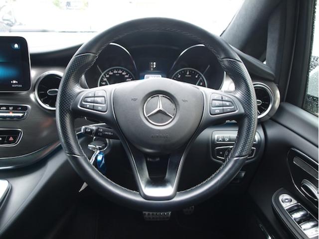 Ｖクラス Ｖ２２０　ｄ　エクスクルーシブ　ロング　プラチナスイート　Ｂｌｕｅｔｏｏｔｈ接続　ＥＴＣ　ＬＥＤヘッドライト　ＴＶ　アイドリングストップ　クルーズコントロール　コネクテッド機能　サイドカメラ　サンルーフ・ガラスルーフ　シートエアコン　シートヒーター（19枚目）