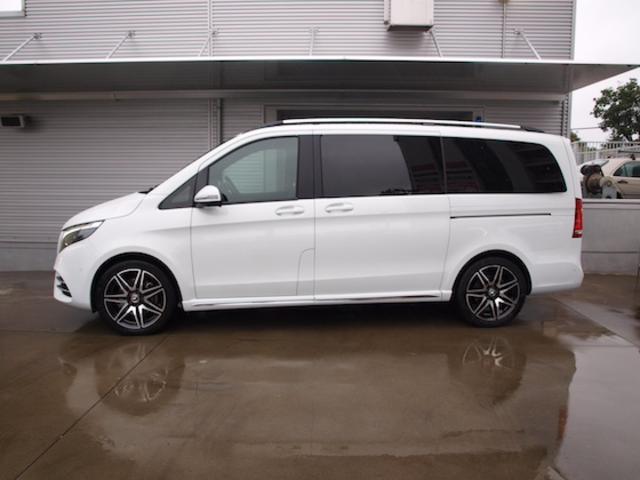 Ｖクラス Ｖ２２０　ｄ　エクスクルーシブ　ロング　プラチナスイート　Ｂｌｕｅｔｏｏｔｈ接続　ＥＴＣ　ＬＥＤヘッドライト　ＴＶ　アイドリングストップ　クルーズコントロール　コネクテッド機能　サイドカメラ　サンルーフ・ガラスルーフ　シートエアコン　シートヒーター（35枚目）