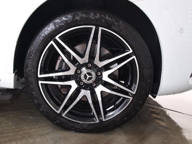 Ｖクラス Ｖ２２０　ｄ　エクスクルーシブ　ロング　プラチナスイート　Ｂｌｕｅｔｏｏｔｈ接続　ＥＴＣ　ＬＥＤヘッドライト　ＴＶ　アイドリングストップ　クルーズコントロール　コネクテッド機能　サイドカメラ　サンルーフ・ガラスルーフ　シートエアコン　シートヒーター（43枚目）