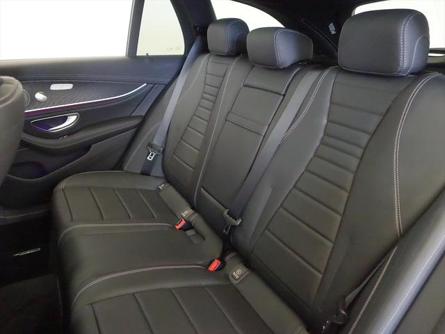 Eクラスステーションワゴン E300 ステーションワゴン スポーツ エクスクルーシブパッケージ Bluetooth接続 ETC LEDヘッドライト TV アイドリングストップ クルーズコントロール コネクテッド機能 サイドカメラ サンルーフ・ガラスルーフ(23枚目)