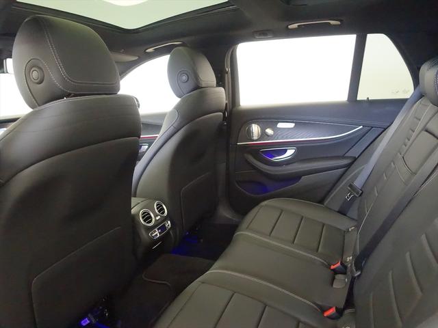 Eクラスステーションワゴン E300 ステーションワゴン スポーツ エクスクルーシブパッケージ Bluetooth接続 ETC LEDヘッドライト TV アイドリングストップ クルーズコントロール コネクテッド機能 サイドカメラ サンルーフ・ガラスルーフ(24枚目)