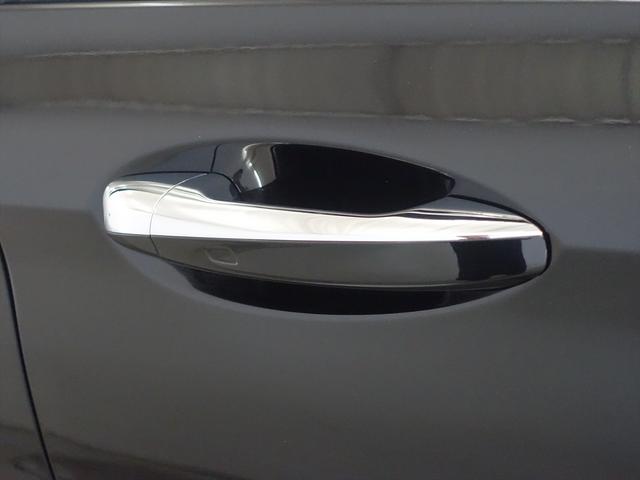 Eクラスステーションワゴン E300 ステーションワゴン スポーツ エクスクルーシブパッケージ Bluetooth接続 ETC LEDヘッドライト TV アイドリングストップ クルーズコントロール コネクテッド機能 サイドカメラ サンルーフ・ガラスルーフ(27枚目)