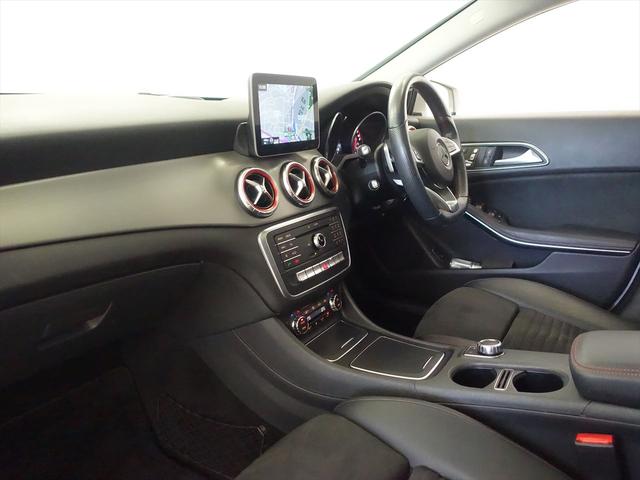 ＣＬＡクラス シューティングブレーク ＣＬＡ１８０　シューティングブレーク　ＡＭＧスタイル　ＡＭＧプレミアムパッケージ　レーダーセーフティパッケージ　Ｂｌｕｅｔｏｏｔｈ接続　ＣＤ　ＤＶＤ再生　ＥＴＣ　ＬＥＤヘッドライト　ＴＶ　アイドリングストップ　クルーズコントロール（19枚目）