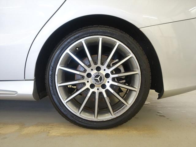 ＣＬＡクラス シューティングブレーク ＣＬＡ１８０　シューティングブレーク　ＡＭＧスタイル　ＡＭＧプレミアムパッケージ　レーダーセーフティパッケージ　Ｂｌｕｅｔｏｏｔｈ接続　ＣＤ　ＤＶＤ再生　ＥＴＣ　ＬＥＤヘッドライト　ＴＶ　アイドリングストップ　クルーズコントロール（31枚目）