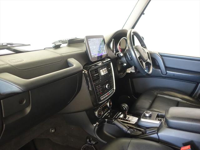 Ｇクラス Ｇ３５０　ｄ　ラグジュアリーパッケージ　Ｂｌｕｅｔｏｏｔｈ接続　ＣＤ　ＤＶＤ再生　ＥＴＣ　ＴＶ　アイドリングストップ　クルーズコントロール　サンルーフ・ガラスルーフ　シートヒーター　トランクスルー　ナビ（16枚目）