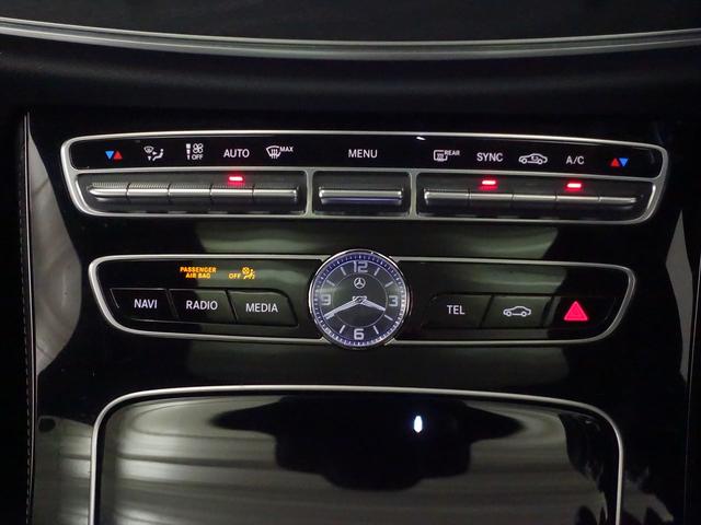 Ｅクラス Ｅ２００　アバンギャルド　スポーツ　レザーパッケージ　Ｂｌｕｅｔｏｏｔｈ接続　ＥＴＣ　ＬＥＤヘッドライト　ＴＶ　アイドリングストップ　クルーズコントロール　サイドカメラ　サンルーフ・ガラスルーフ　シートヒーター　トランクスルー　ナビ（13枚目）