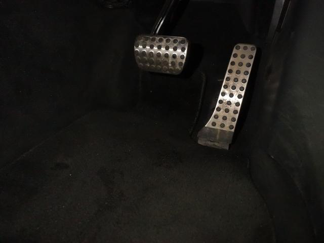 Ｅクラス Ｅ２００　アバンギャルド　スポーツ　レザーパッケージ　Ｂｌｕｅｔｏｏｔｈ接続　ＥＴＣ　ＬＥＤヘッドライト　ＴＶ　アイドリングストップ　クルーズコントロール　サイドカメラ　サンルーフ・ガラスルーフ　シートヒーター　トランクスルー　ナビ（28枚目）