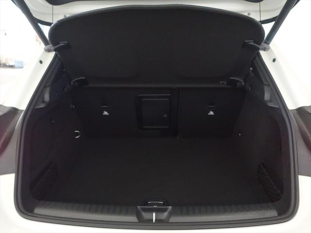 GLAクラス GLA45 4MATIC AMGアドバンスドパッケージ Bluetooth接続 CD DVD再生 ETC LEDヘッドライト TV アイドリングストップ クルーズコントロール サンルーフ・ガラスルーフ シートヒーター(26枚目)