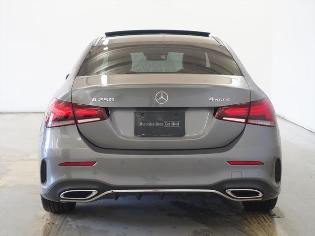 Aクラスセダン A250 4MATIC セダン AMGライン AMGレザーエクスクルーシブパッケージ レーダーセーフティパッケージ アドバンスドパッケージ ナビゲーションパッケージ AMGライン Bluetooth接続 ETC LEDヘッドライト TV(3枚目)