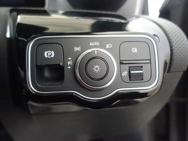 Aクラスセダン A250 4MATIC セダン AMGライン AMGレザーエクスクルーシブパッケージ レーダーセーフティパッケージ アドバンスドパッケージ ナビゲーションパッケージ AMGライン Bluetooth接続 ETC LEDヘッドライト TV(28枚目)