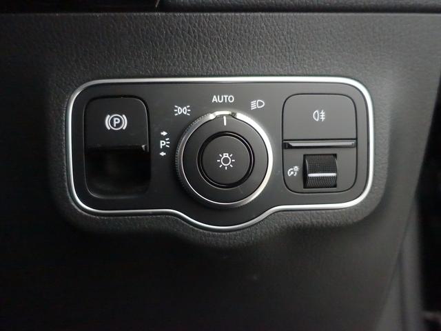 Ｂクラス Ｂ１８０　ＡＭＧライン　レーダーセーフティパッケージ　ナビゲーションパッケージ　Ｂｌｕｅｔｏｏｔｈ接続　ＥＴＣ　ＬＥＤヘッドライト　ＴＶ　アイドリングストップ　クルーズコントロール　コネクテッド機能　シートヒーター（25枚目）