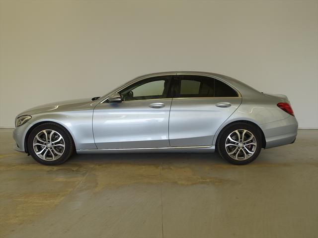 Ｃクラス Ｃ２００　アバンギャルド　ベーシックパッケージ　プレミアムパッケージ　Ｂｌｕｅｔｏｏｔｈ接続　ＣＤ　ＤＶＤ再生　ＥＴＣ　ＬＥＤヘッドライト　ＴＶ　アイドリングストップ　クルーズコントロール　シートヒーター　トランクスルー　ナビ（5枚目）