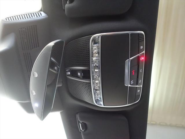 Sクラス S560 e ロング AMGライン プラス Bluetooth接続 ETC LEDヘッドライト TV アイドリングストップ クルーズコントロール コネクテッド機能 サイドカメラ サンルーフ・ガラスルーフ シートエアコン シートヒーター ナビ(20枚目)