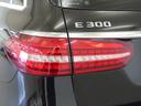 E300 ステーションワゴン スポーツ エクスクルーシブパッケージ Bluetooth接続 ETC LEDヘッドライト TV アイドリングストップ クルーズコントロール コネクテッド機能 サイドカメラ サンルーフ・ガラスルーフ(31枚目)