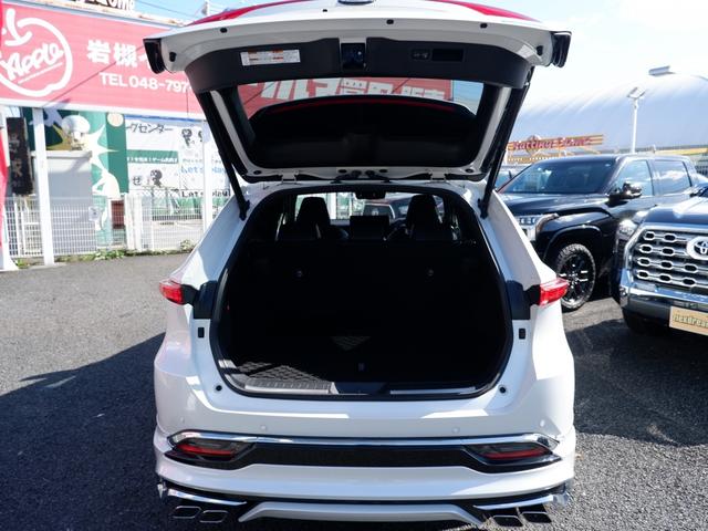 ハリアー Ｚ　レザーパッケージ　モデリスタカスタム　１オーナー　ＴＳＳ　全方位モニター　ＪＢＬサウンド　純正１２．３インチナビ　ＥＴＣ２．０　デジタルインナーミラー　シートエアコン　ステアリングヒーター　パワーバックドア（12枚目）