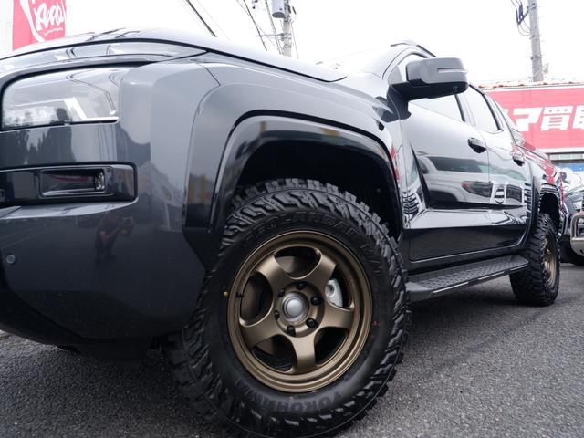 トライトン ＧＳＲ　クリーンディーゼルターボ　パートタイム４ＷＤ　ＷＯＲＫマイスター１７インチ　ＹＯＫＯＨＡＭＡジオランダーＭＴ　リフトアップ　ベッドライナー　スタイリングバー　スマホ連携ナビ　アラウンドモニター（23枚目）