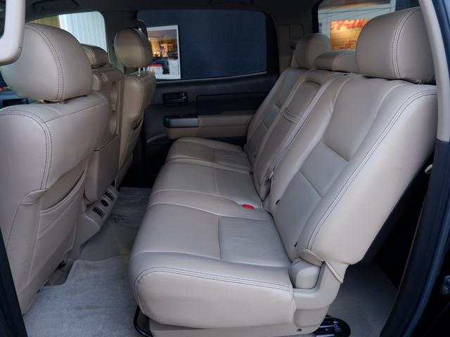 タンドラ クルーマックス V8 5,7L 新車並行 実走行 ベンチシート&コラムシフト レザー内装カスタム シャッター式トノカバー 荷台LINE-X サイドステップ フロント、サイド、バックカメラ 社外AW BFグッドリッジ(9枚目)