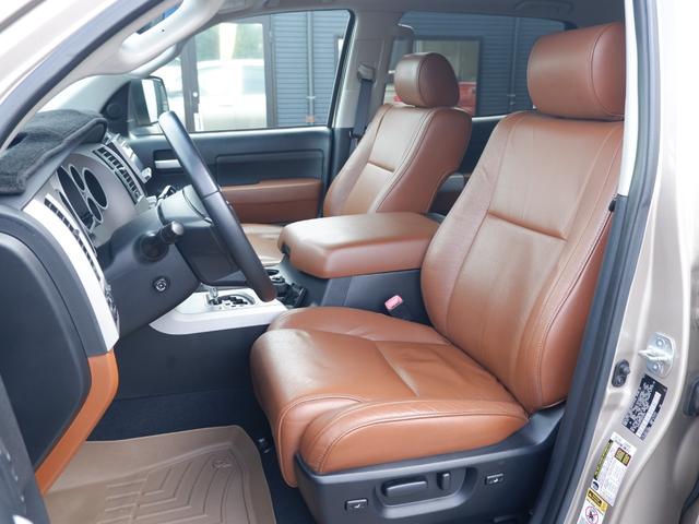 タンドラ クルーマックス リミテッド V8 新車並行 2WD BWオーバーフェンダー LINE-X荷台 ハードトノカバー 新品ヘッドライト CORSA2本出しマフラー チルト&スライドサンルーフ レッドロックレザー内装 シートヒーター(14枚目)