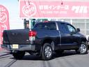 タンドラ ダブルキャブ　４ＷＤ　ＳＲ５　新車並行　自社輸入　ベンチシート＆コラムシフト　６人乗り　純正ベッドライナー　フロント、サイド、バックカメラ（4枚目）