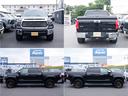 クルーマックス　４ＷＤ　ＳＲ５　新車並行　リフトＵＰ　ＡＭＰ電動サイドステップ　ブッシュワーカーオーバーフェンダー同色ペイント　ＦＵＥＬオフロード２０インチＡＷ　荷台ＢＥＤＲＵＧ　ＬＥＥＲ７００ハードトノカバー　買取直販車（12枚目）