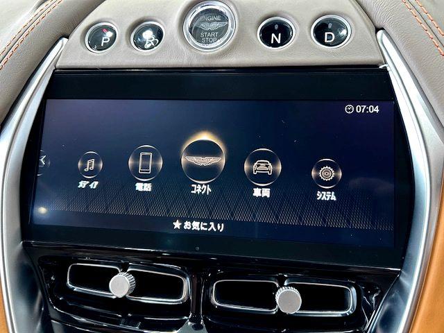 アストンマーティン ＤＢＸ