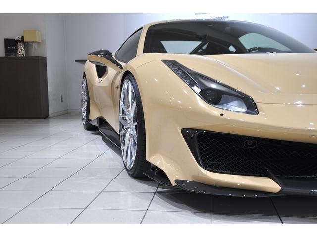 ４８８ピスタ ベースグレード　ＲＯＢＥＲＵＴＡリフタ　Ｂｒｉｌｌｉａｎｔマフラ　ＡＬ１３ＡＷ２１インチ２２インチ　ＮＯＶＩＴＥＣカーボンパーツ　Ｃａｐｒｉｓｔｏカーボンドアミラー　ｉｎｏｚｅｔｅｋフルラッピング　アップルカープレイ（11枚目）