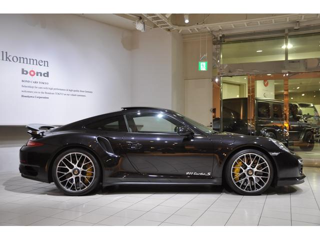 ９１１ターボＳ　カーボンインテリア　カーボンドアシルガード　カーボンＰＤＫセレクトレバー　ガラスサンルーフ　ツートンレザーインテリア　ベンチレーション(6枚目)