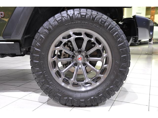 ルビコン・ソフトトップ　ＭＯＰＡＲ２インチリフトアップキット　ＭＡＧＮＡＦＬＯＷマフラー　Ｖｏｓｓｅｎ　２０インチＡＷ　Ｒｉｄｇｅ　Ｇｒａｐｐｌｅｒ　３５インチ　５０ｍｍワイドオーバーフェンダー(7枚目)