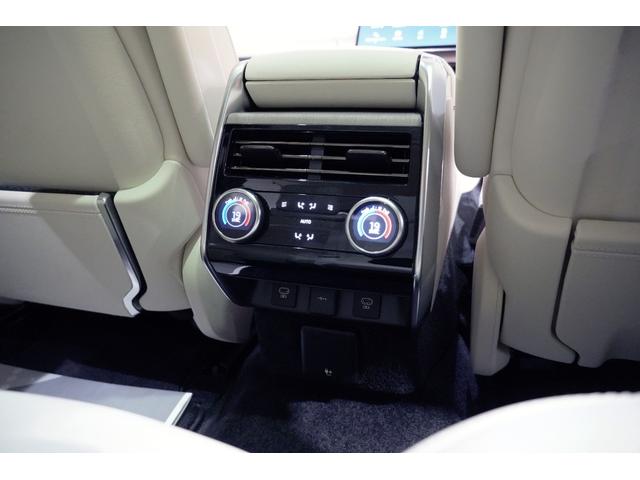 レンジローバー ローンチエディション 特別限定15台 23インチアロイホイール パーフォレイテッドセミアニリンレザー 24ウェイ電動フロントシート シートクーラー ホットストーンマッサージ リアエグゼクティブクラスコンフォートプラスシート(43枚目)