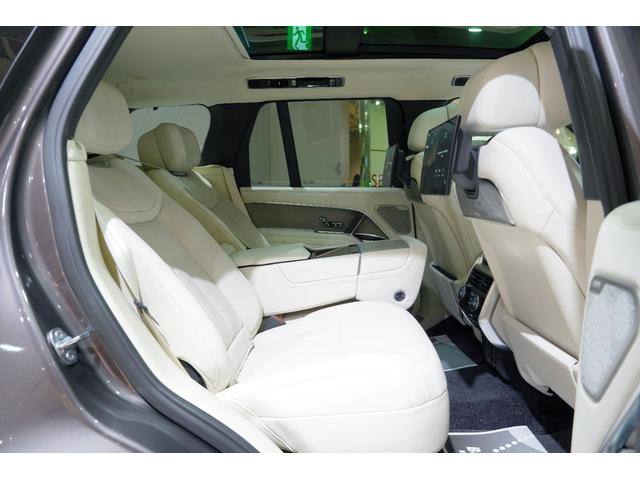 レンジローバー ローンチエディション 特別限定15台 23インチアロイホイール パーフォレイテッドセミアニリンレザー 24ウェイ電動フロントシート シートクーラー ホットストーンマッサージ リアエグゼクティブクラスコンフォートプラスシート(47枚目)