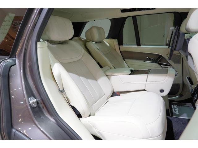 レンジローバー ローンチエディション 特別限定15台 23インチアロイホイール パーフォレイテッドセミアニリンレザー 24ウェイ電動フロントシート シートクーラー ホットストーンマッサージ リアエグゼクティブクラスコンフォートプラスシート(48枚目)