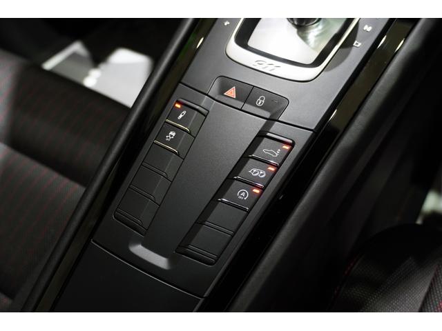 ９１１ ９１１カレラＴ　マトリクスＬＥＤヘッドライト（ＰＤＬＳ＋）　カレラＴインテリアＰＫＧレッドステッチ　レーンチェンジアシスト　ティンテッドテールレンズ　パワステプラス　スポーツエグゾースト　２０インチカレラＳホイール（41枚目）