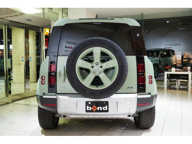 ディフェンダー 90X-ダイナミックHSE P300 75th Limited Edition(限定75台) ファブリックルーフ(格納式) 14way電動シート(ヒーター&クーラー付き) コールドクライメートパック 急速クーラーボックス(3枚目)