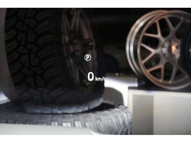 ディフェンダー 90X-ダイナミックHSE P300 75th Limited Edition(限定75台) ファブリックルーフ(格納式) 14way電動シート(ヒーター&クーラー付き) コールドクライメートパック 急速クーラーボックス(31枚目)