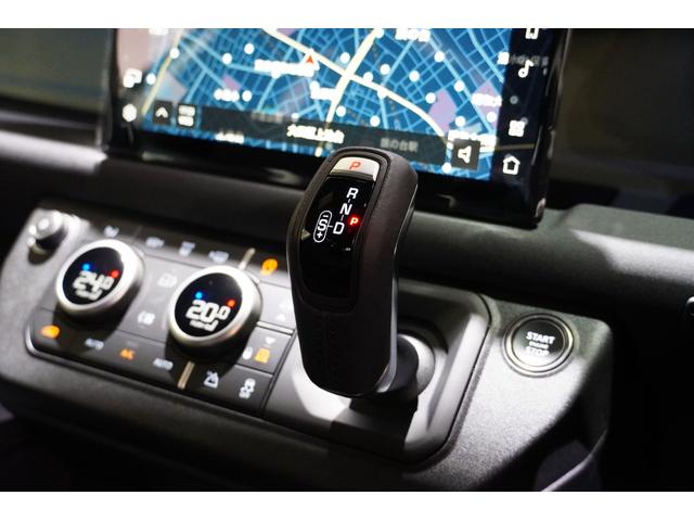 ディフェンダー 90X-ダイナミックHSE P300 75th Limited Edition(限定75台) ファブリックルーフ(格納式) 14way電動シート(ヒーター&クーラー付き) コールドクライメートパック 急速クーラーボックス(46枚目)