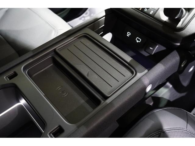 ディフェンダー 90X-ダイナミックHSE P300 75th Limited Edition(限定75台) ファブリックルーフ(格納式) 14way電動シート(ヒーター&クーラー付き) コールドクライメートパック 急速クーラーボックス(49枚目)