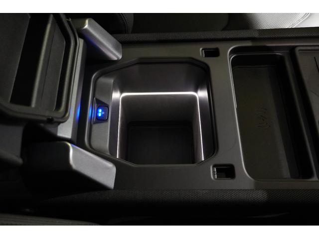 ディフェンダー 90X-ダイナミックHSE P300 75th Limited Edition(限定75台) ファブリックルーフ(格納式) 14way電動シート(ヒーター&クーラー付き) コールドクライメートパック 急速クーラーボックス(50枚目)