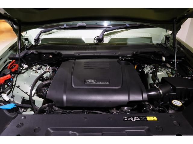 ディフェンダー 90X-ダイナミックHSE P300 75th Limited Edition(限定75台) ファブリックルーフ(格納式) 14way電動シート(ヒーター&クーラー付き) コールドクライメートパック 急速クーラーボックス(55枚目)