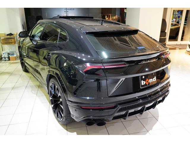 ウルス ベースグレード　パノラマサンルーフ　Ｔａｉｇｅｔｅ２３インチＡＷ　Ｂａｎｇ＆Ｏｌｕｆｓｅｎサウンドシステム　Ｑ－Ｃｉｔｕｒａレザーシート　　ベンチレーションシート（11枚目）