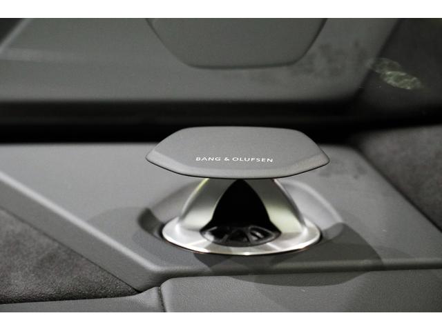 ウルス ベースグレード　パノラマサンルーフ　Ｔａｉｇｅｔｅ２３インチＡＷ　Ｂａｎｇ＆Ｏｌｕｆｓｅｎサウンドシステム　Ｑ－Ｃｉｔｕｒａレザーシート　　ベンチレーションシート（23枚目）