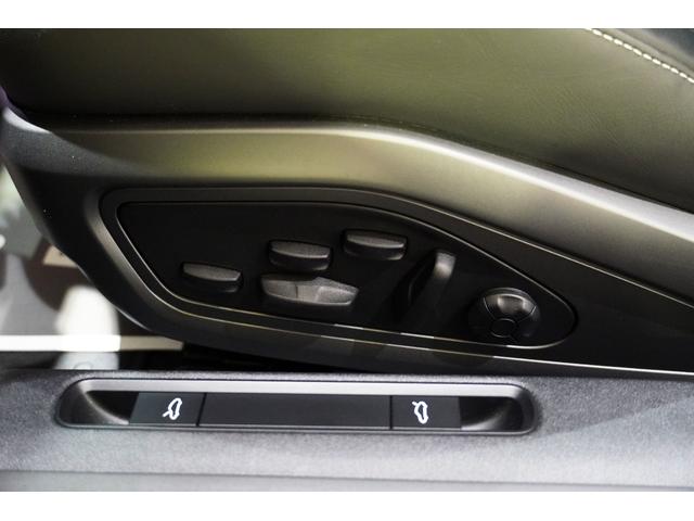 911 911GT3ツーリングパッケージ 左ハンドル マトリクスLEDヘッドライト レザーインテリア カーボンインテリア クロノパッケージ 16way電動シート 軽量カーボンルーフ カーボンドアミラーカバー フロントアクスルリフター BOSE(31枚目)